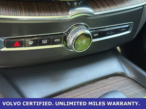 Certified 2023 Volvo XC60 B5 Plus w/ Climate Package image 23