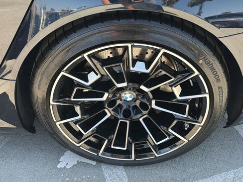 Used 2026 BMW M5 w/ Executive Package AWD/4WD image 30