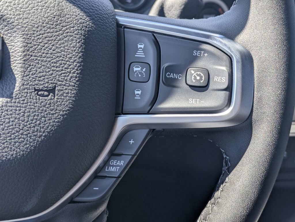 New 2026 RAM 2500 Big Horn AWD/4WD image 26
