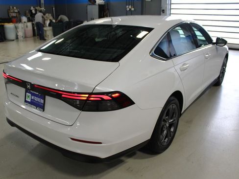 Used 2023 Honda Accord EX image 44