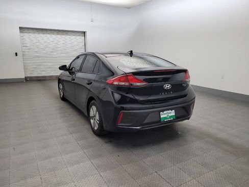 Used 2018 Hyundai Ioniq Blue FWD image 5