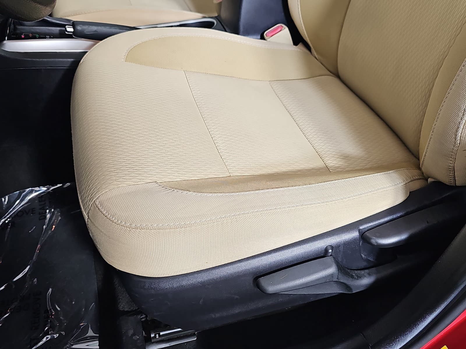 Used 2019 Toyota Corolla LE FWD image 27