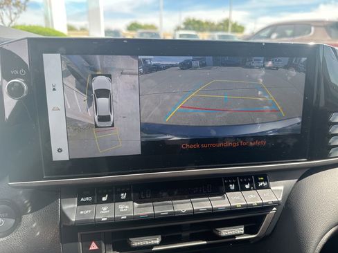 Used 2025 Toyota Camry XSE w/ Premium Plus Package image 5