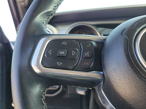 Used 2021 Jeep Wrangler Unlimited Sahara AWD/4WD image 14