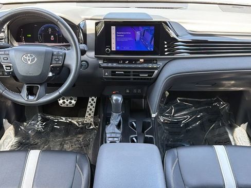 Certified 2025 Toyota Camry SE image 36