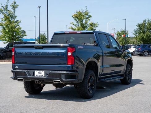 Used 2020 Chevrolet Silverado 1500 Custom Trail Boss w/ Custom Convenience Package AWD/4WD image 7