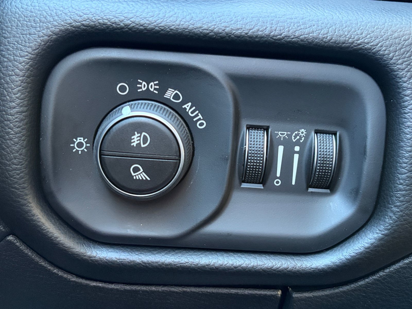 New 2027 RAM 1500 Rebel AWD/4WD image 29