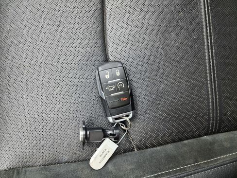 Used 2019 RAM 2500 Laramie image 60