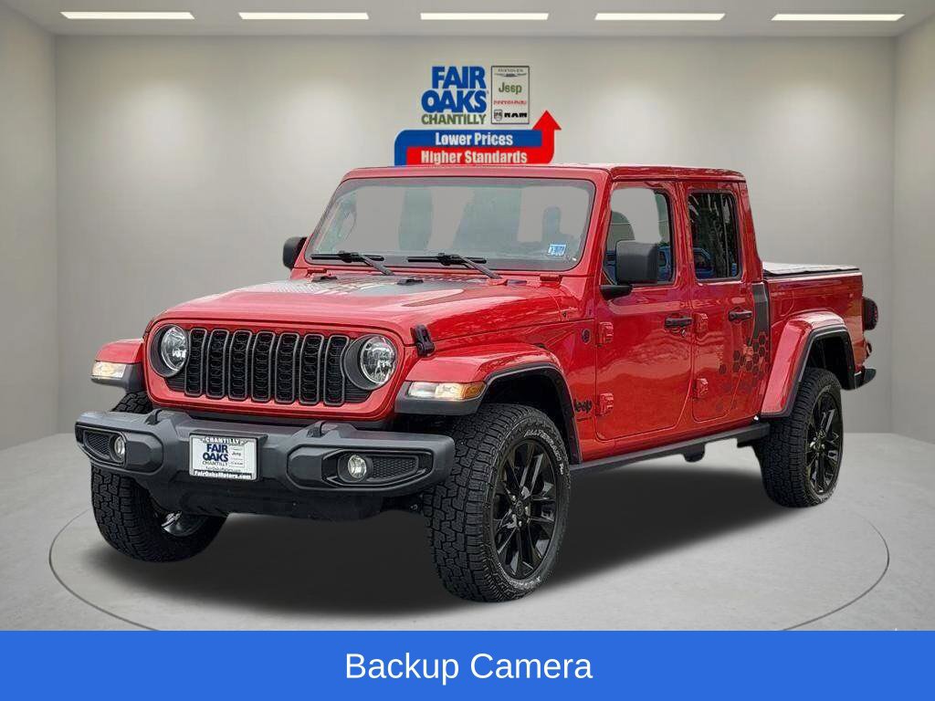 Used 2024 Jeep Gladiator Sport AWD/4WD image 3