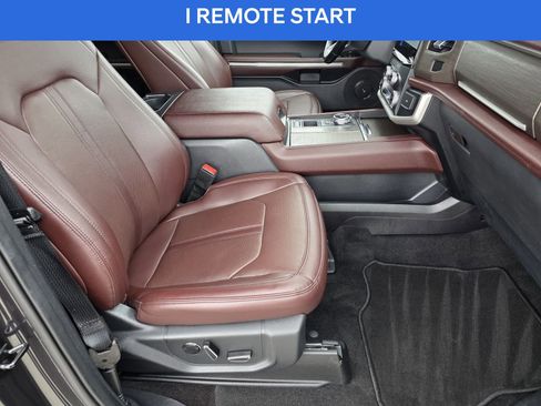 Used 2023 Ford Expedition Max Limited image 12