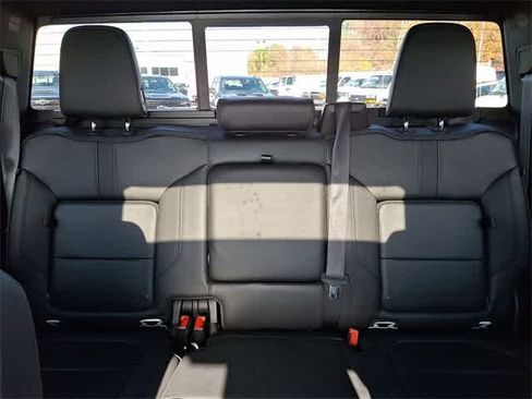 Certified 2022 Chevrolet Silverado 2500 High Country w/ Technology Package image 14