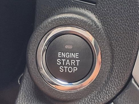 Certified 2025 Subaru Outback Premium w/ Popular Package #1A image 13