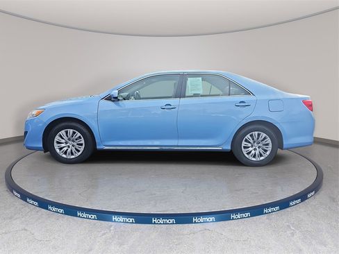 Used 2012 Toyota Camry LE image 8