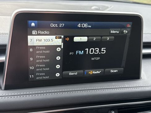 Used 2021 Genesis G70 2.0T w/ Elite Package image 17