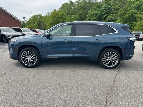 New 2026 Buick Enclave Avenir w/ Super Cruise Package image 9