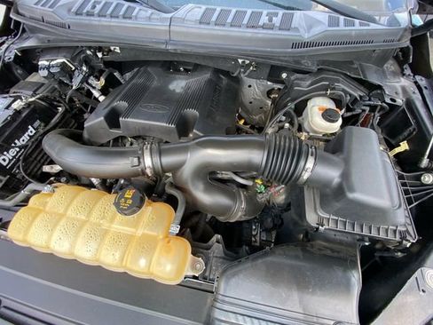 Used 2019 Ford F150 Limited AWD/4WD image 31