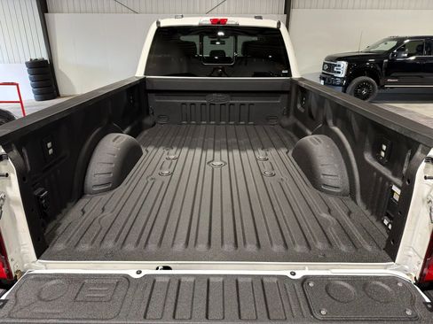 Used 2025 Ford F450 Platinum w/ Platinum Plus Package AWD/4WD image 8