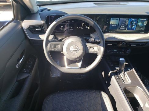 New 2026 Nissan Kicks SV w/ SV Premium Package image 9