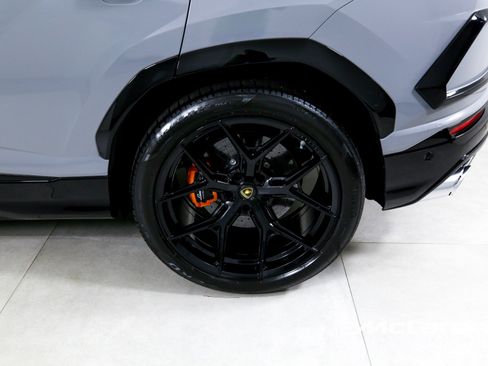 Used 2019 Lamborghini Urus image 34