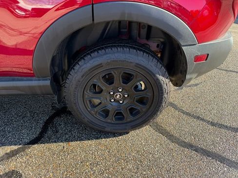 Used 2025 Ford Bronco Sport Badlands image 21