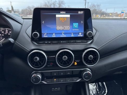 Used 2022 Nissan Sentra SV image 23