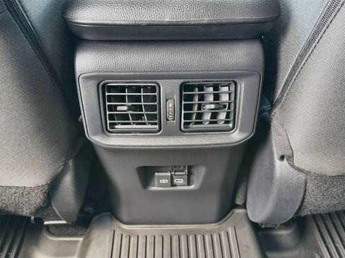 Used 2025 Toyota RAV4 XLE w/ Convenience Package FWD image 26