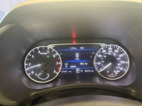 Used 2024 Nissan Sentra SV FWD image 33