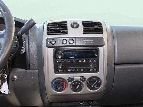 Used 2006 GMC Canyon SLE image 14