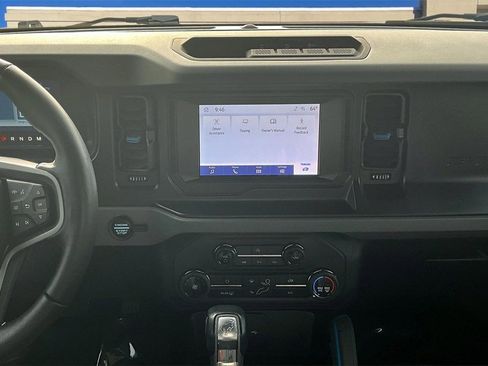 Used 2023 Ford Bronco Black Diamond image 9