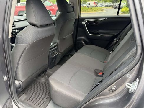 Used 2024 Toyota RAV4 LE FWD image 14