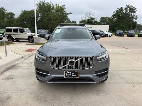 Used 2016 Volvo XC90 T6 Inscription w/ Protection Package Plus AWD/4WD image 8