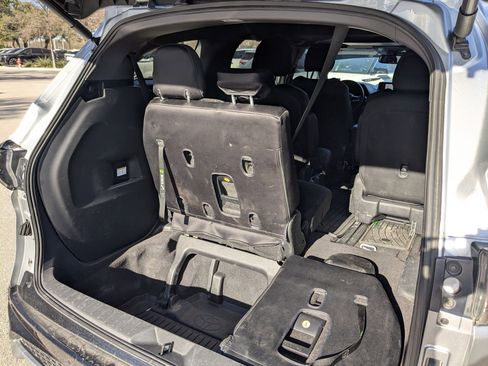 Used 2022 Toyota Sienna XSE w/ XSE Plus Package image 24