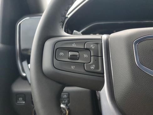 New 2026 GMC Sierra 1500 SLT w/ SLT Convenience Package image 25