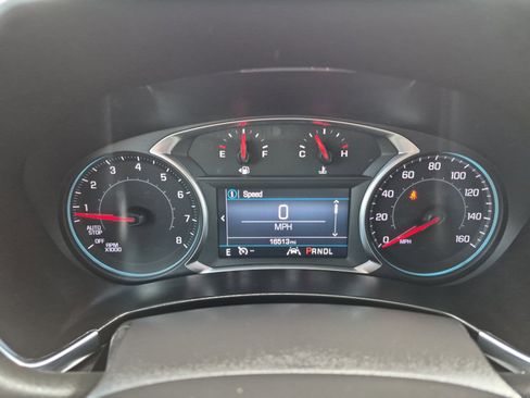 Used 2024 Chevrolet Equinox LS w/ LS Convenience Package image 19