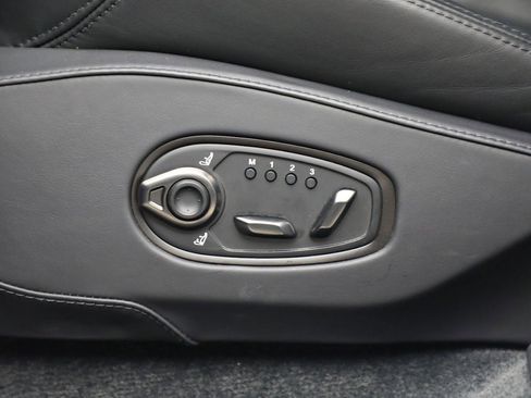 Used 2023 Aston Martin DBX 707 image 18