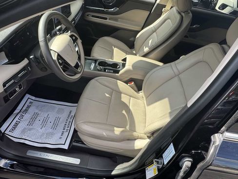 Used 2024 Lincoln Corsair AWD w/ Equipment Group 101A image 10