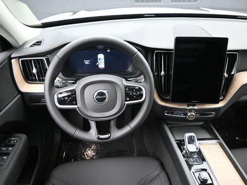 New 2026 Volvo XC60 B5 Plus w/ Protection Package Premier image 19