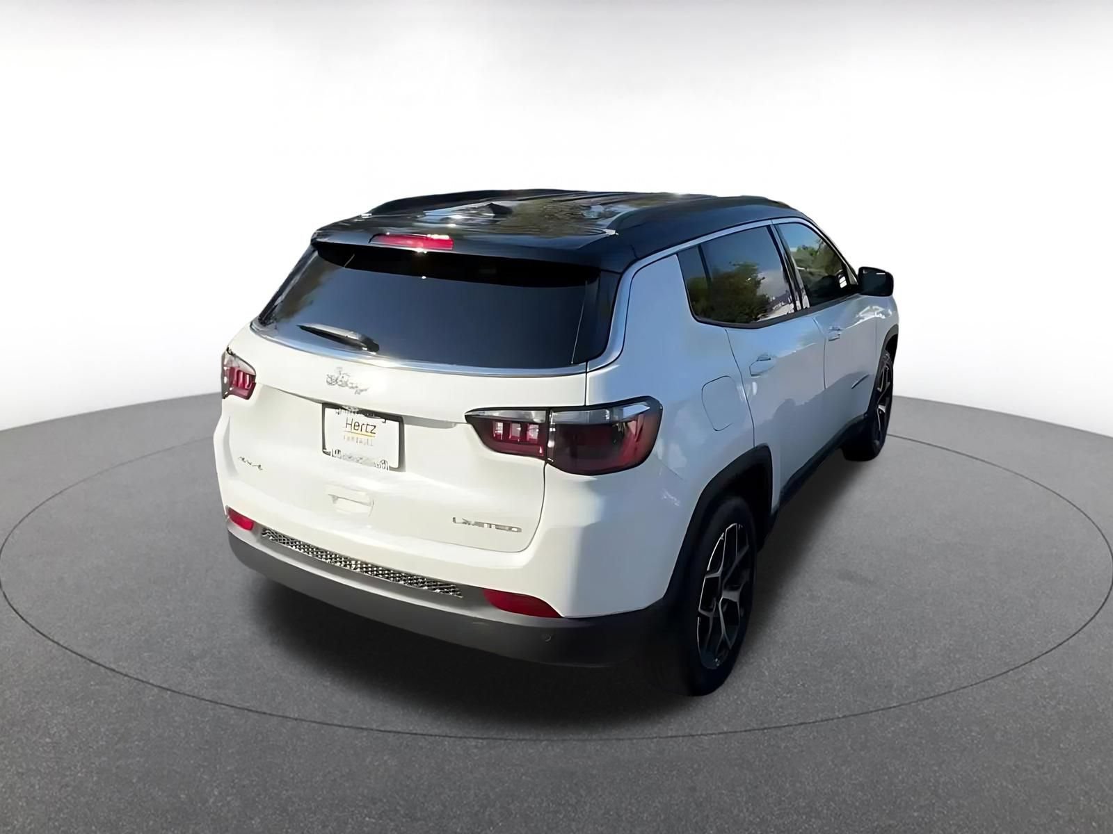 Used 2025 Jeep Compass Limited AWD/4WD image 13