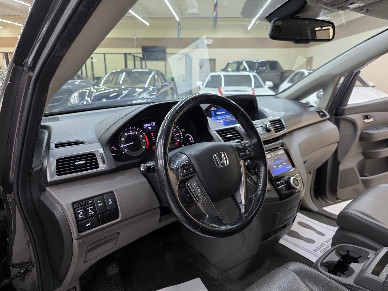 Used 2015 Honda Odyssey EX-L image 19