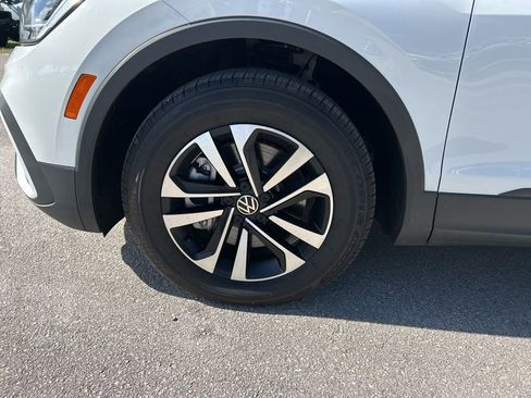 Used 2024 Volkswagen Tiguan S image 49