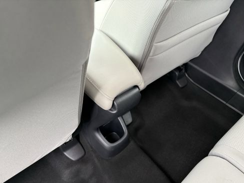 Used 2022 Honda HR-V EX image 31