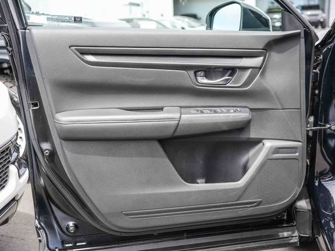 Used 2025 Honda CR-V EX image 23