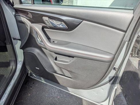 Used 2023 Chevrolet Blazer RS w/ Enhanced Convenience Package image 21