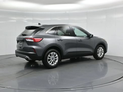Used 2022 Ford Escape SE w/ Convenience Package FWD image 26