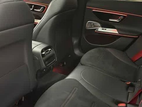Used 2025 Mercedes-Benz E 53 AMG e 4MATIC Sedan image 28