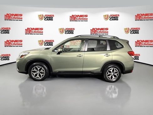 Used 2021 Subaru Forester Premium AWD/4WD image 14