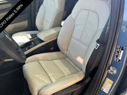 Used 2023 Volvo XC40 B5 Plus w/ Driver Assist Package AWD/4WD image 3