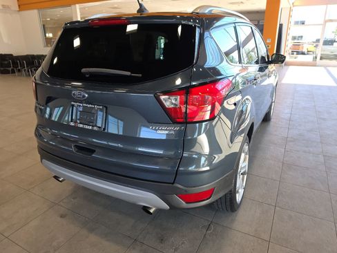 Used 2019 Ford Escape Titanium AWD/4WD image 8