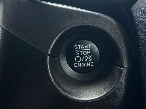 Used 2021 Jeep Cherokee Latitude Plus image 22