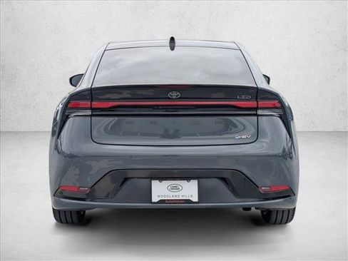 Used 2023 Toyota Prius Limited FWD image 7